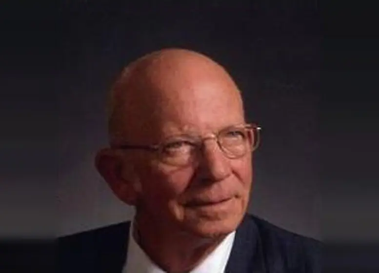 Portrait of SCCI founder Leonard P. Harris